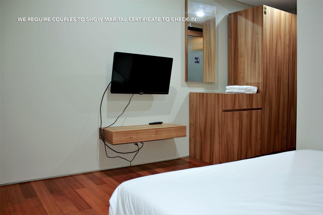 Zen Rooms Permata Karawaci Syariah Tangerang Exterior photo